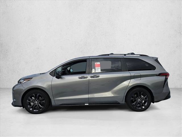 New 2026 Toyota Sienna XSE FWD image 5