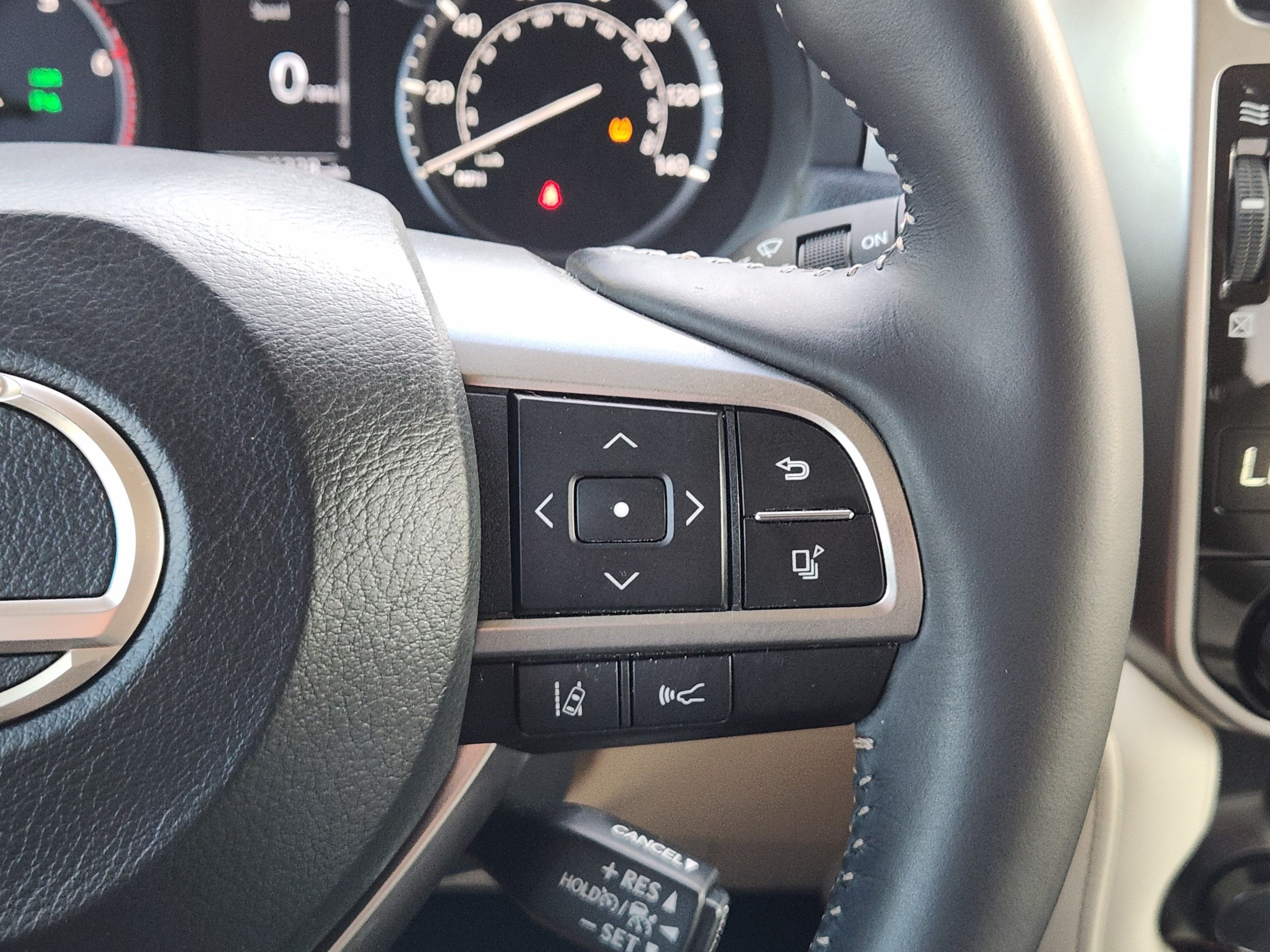Used 2023 Lexus GX 460 Premium w/ Premium Package AWD/4WD image 28