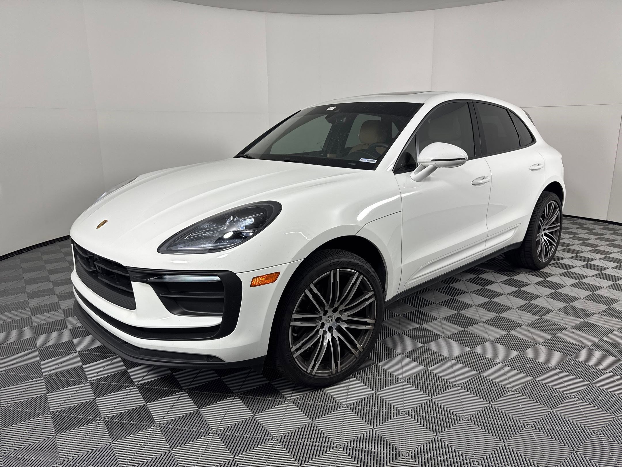 Certified 2024 Porsche Macan