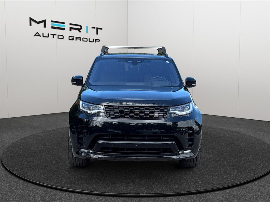 Used 2021 Land Rover Discovery HSE R-Dynamic AWD/4WD image 3