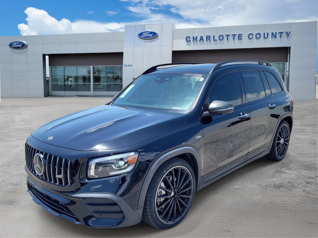 Used 2021 Mercedes-Benz GLB 35 AMG 4MATIC image 2