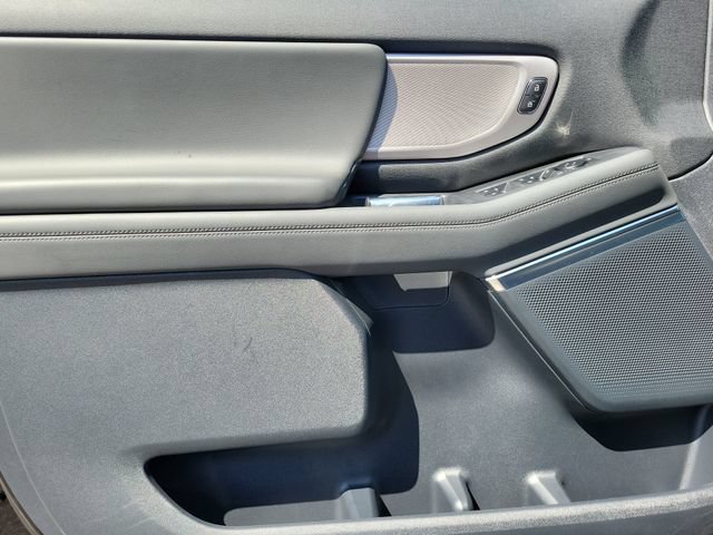 New 2026 Ford Expedition Max Active RWD image 11