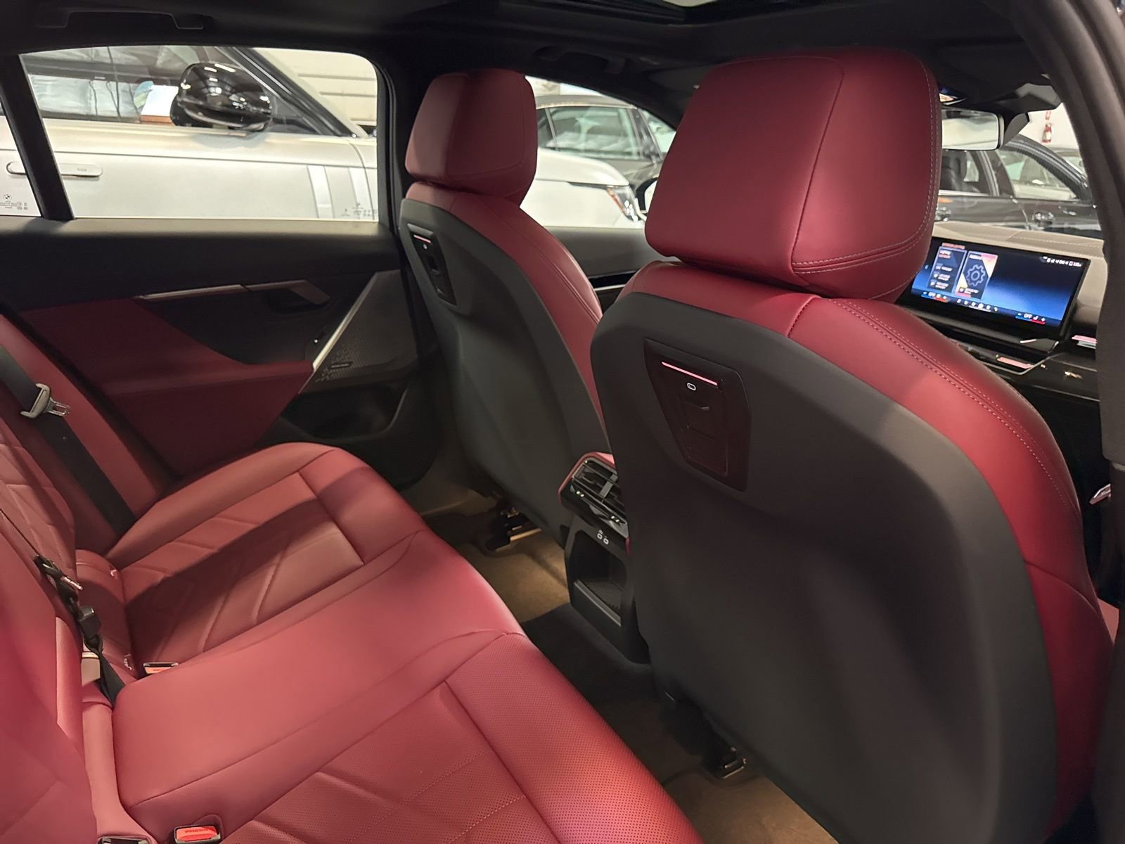 Used 2025 BMW 530i image 25