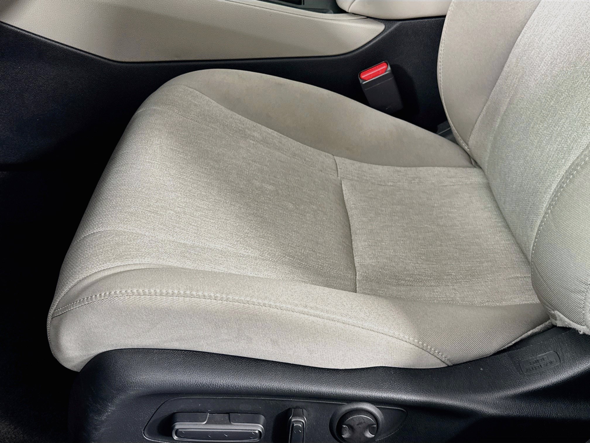 Certified 2024 Honda Accord EX image 18