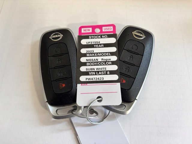 Used 2023 Nissan Rogue SV AWD/4WD image 32