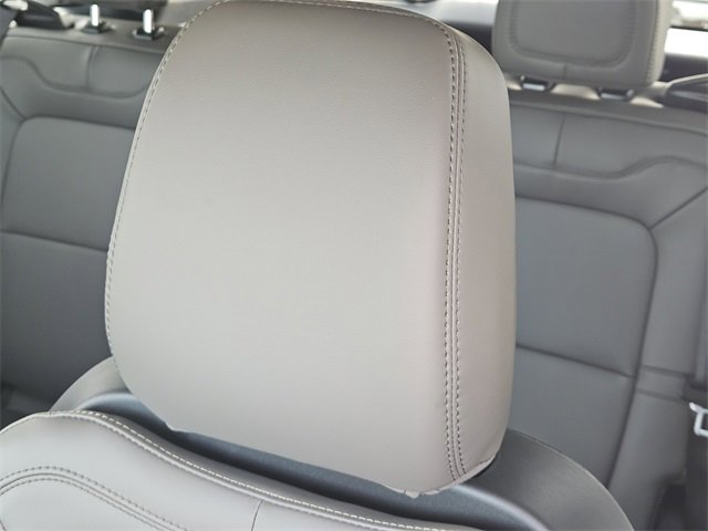 New 2026 Lincoln Corsair Reserve image 14