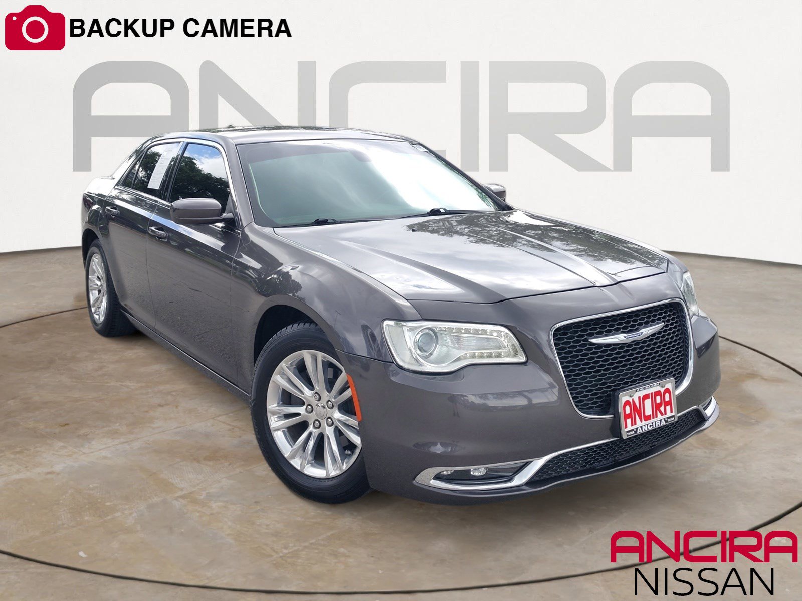 Used 2018 Chrysler 300 Touring w/ Driver Convenience Group RWD image 1