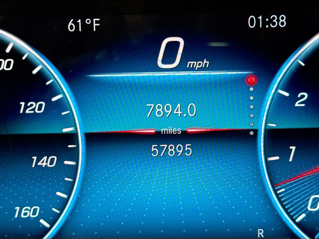 Used 2021 Mercedes-Benz GLS 580 4MATIC image 12