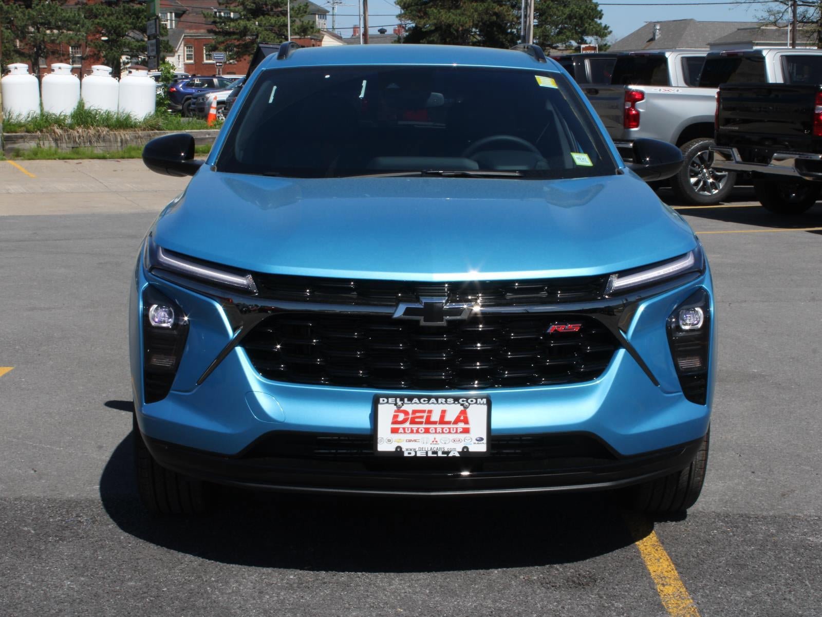 New 2026 Chevrolet Trax RS FWD image 2