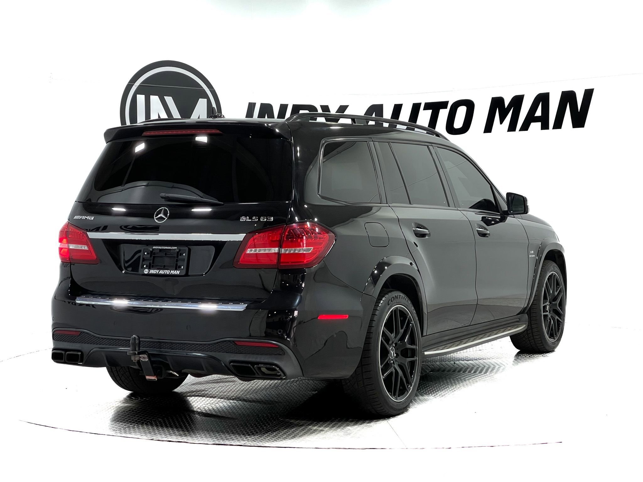 Used 2018 Mercedes-Benz GLS 63 AMG 4MATIC w/ AMG Night Styling Package image 4