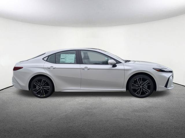 New 2026 Toyota Camry Hybrid AWD/4WD image 4