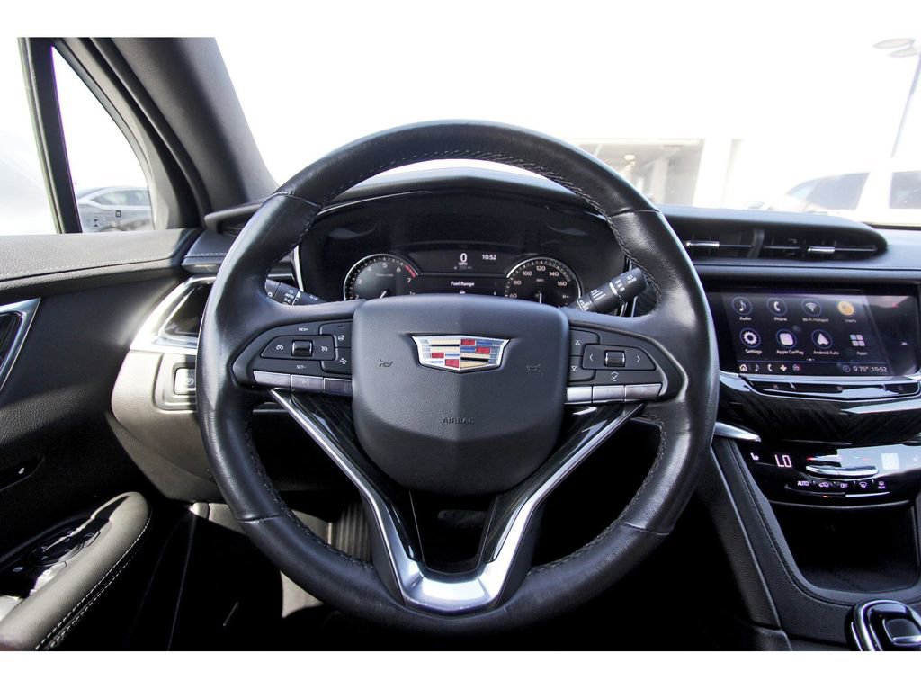 Used 2020 Cadillac XT6 Premium Luxury image 15
