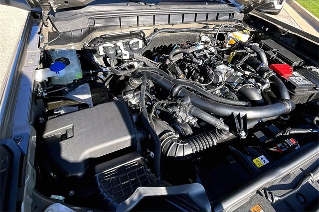 New 2025 Ford Bronco Badlands image 10