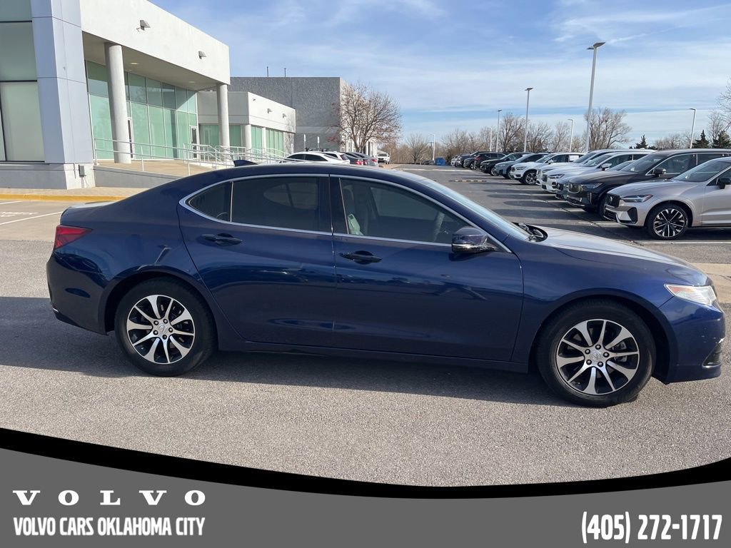 Used 2017 Acura TLX image 4
