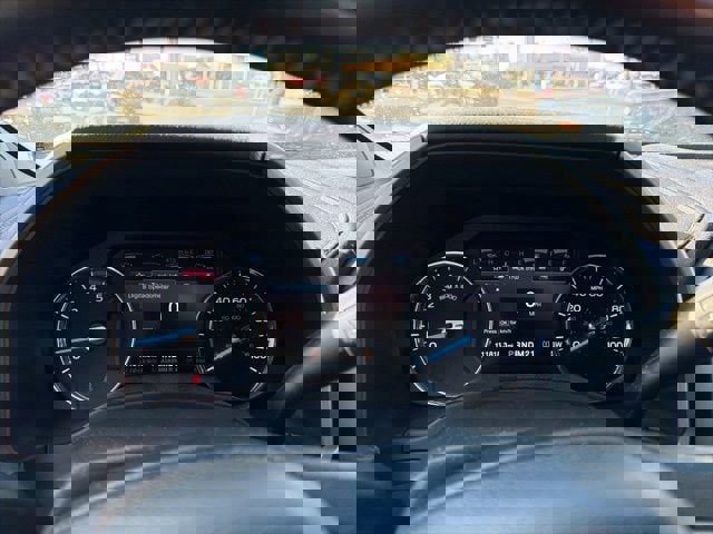 Used 2017 Ford F350 Lariat image 23