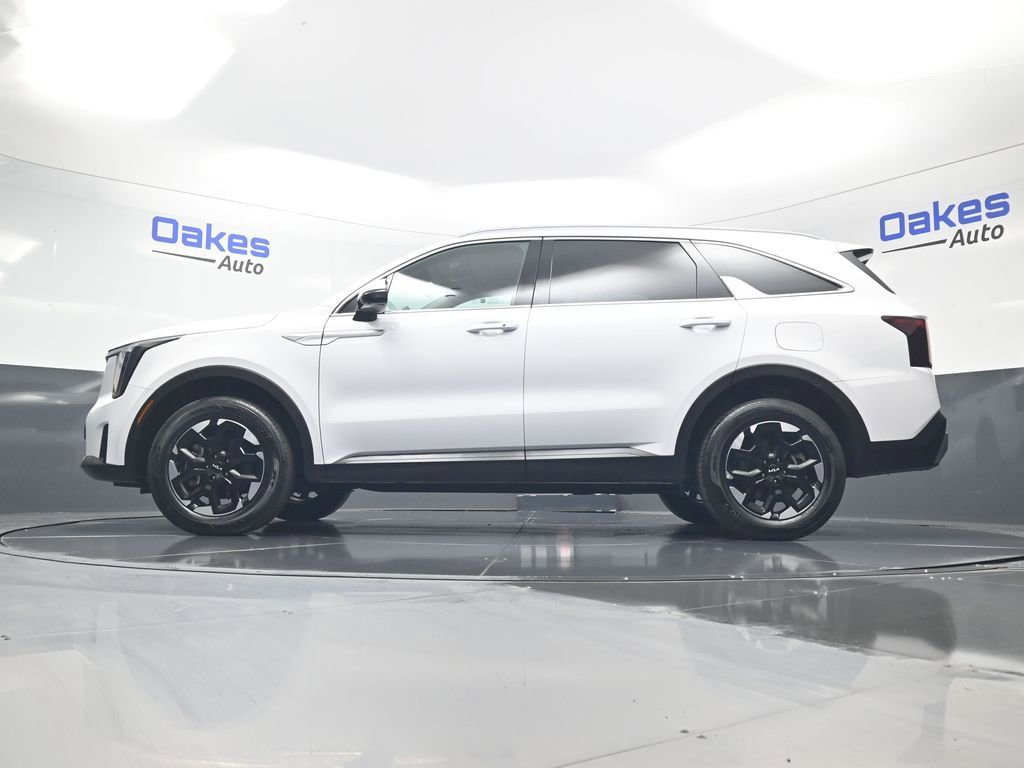 Certified 2026 Kia Sorento S AWD/4WD image 43