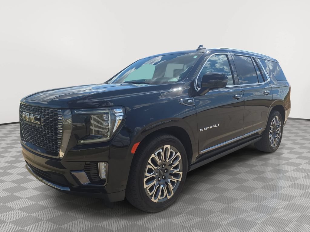 Used 2024 GMC Yukon Denali Ultimate AWD/4WD image 3