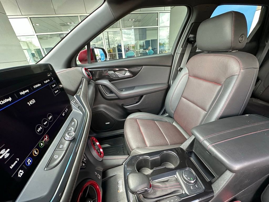 Used 2023 Chevrolet Blazer RS w/ Driver Confidence II Package image 16