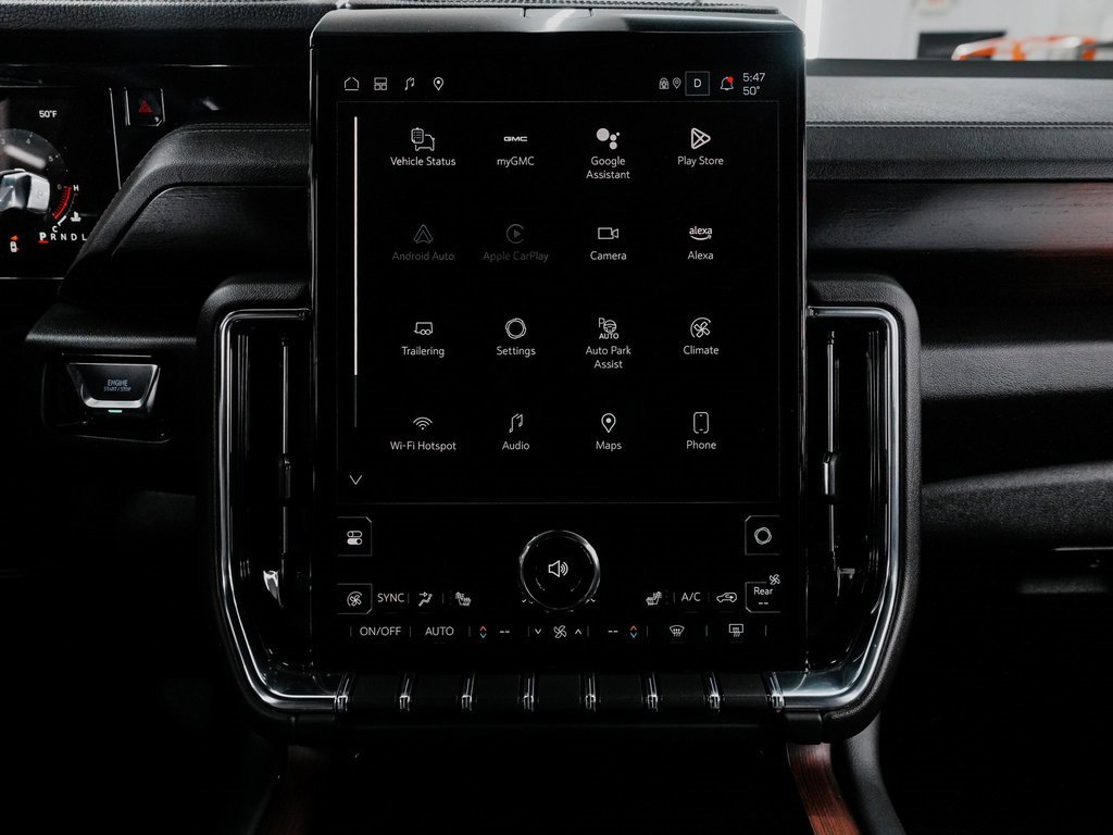 Used 2025 GMC Yukon XL Denali image 17