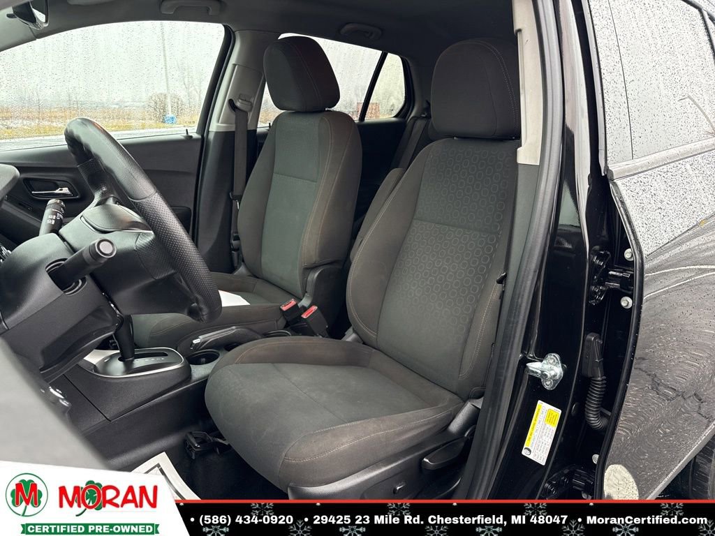 Used 2021 Chevrolet Trax LS w/ Tint and Cruise Package image 11