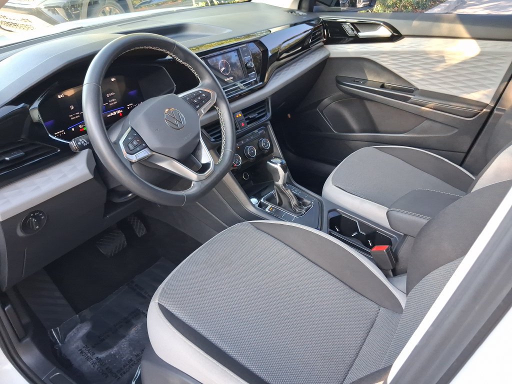 Certified 2024 Volkswagen Taos S FWD image 18