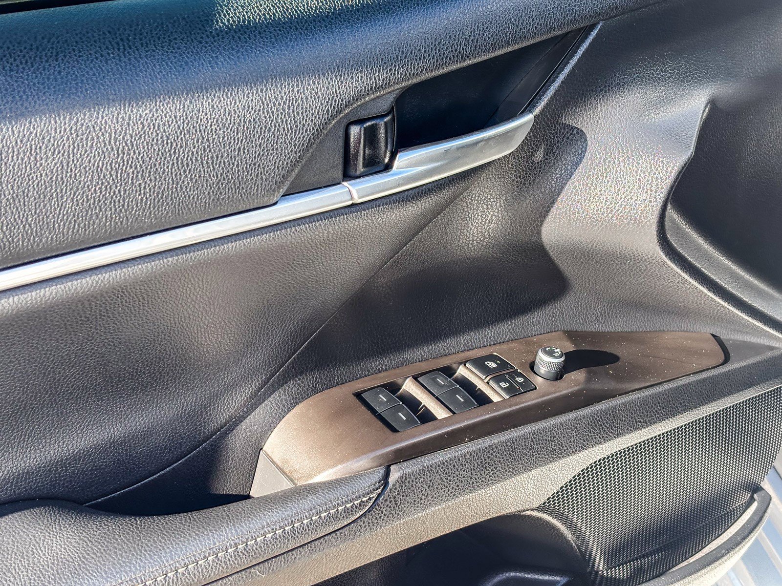Certified 2023 Toyota Camry XSE FWD image 22