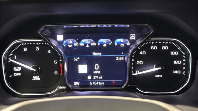 Used 2021 GMC Yukon Denali w/ Denali Premium Package image 17