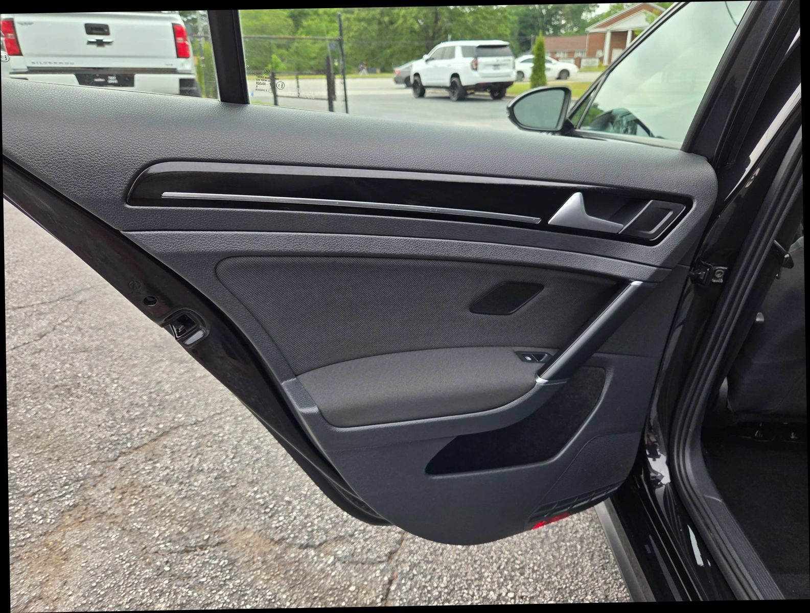 Used 2016 Volkswagen GTI S FWD image 29