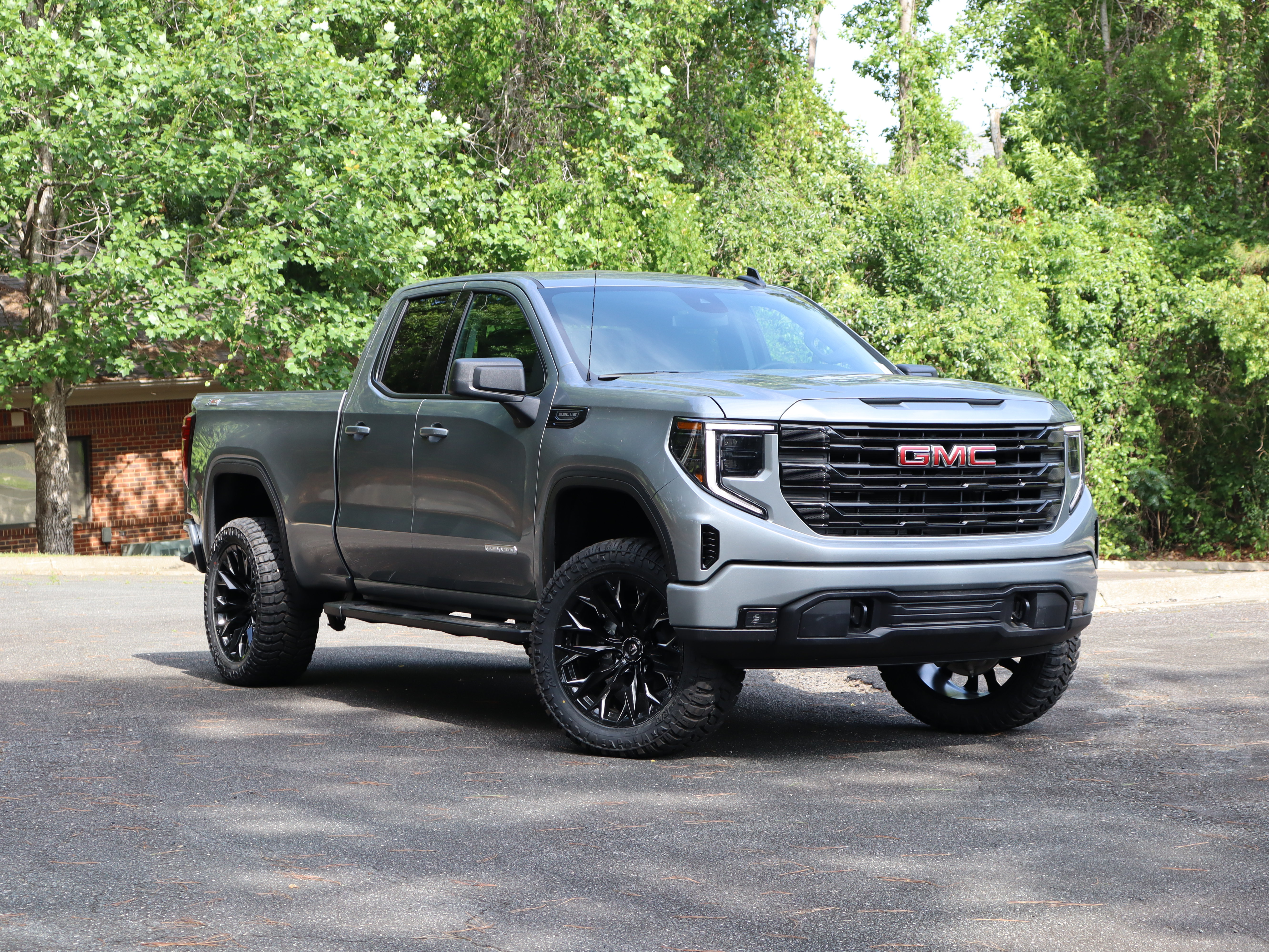 New 2026 GMC Sierra 1500 Elevation AWD/4WD image 2