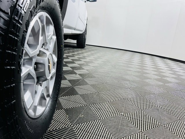 Used 2015 Chevrolet Silverado 3500 LT image 5