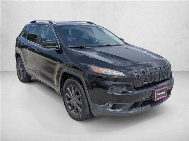 Used 2015 Jeep Cherokee Limited w/ Luxury Group image 3