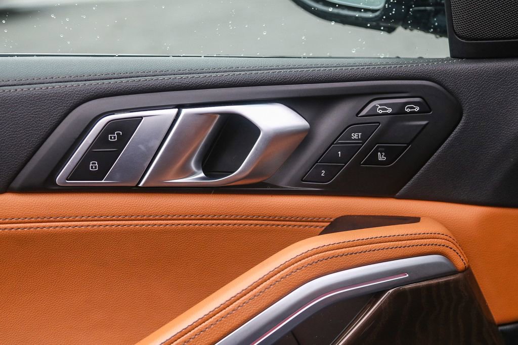 Certified 2022 BMW X6 xDrive40i w/ Executive Package image 25