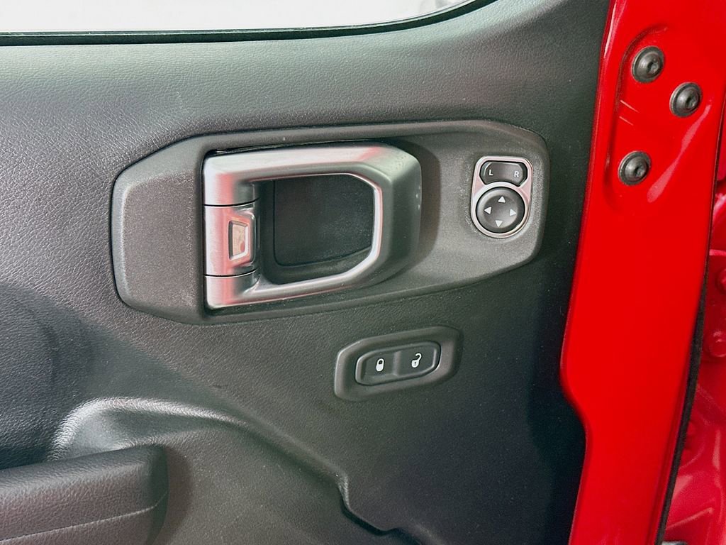 Certified 2018 Jeep Wrangler Unlimited Sport S image 24