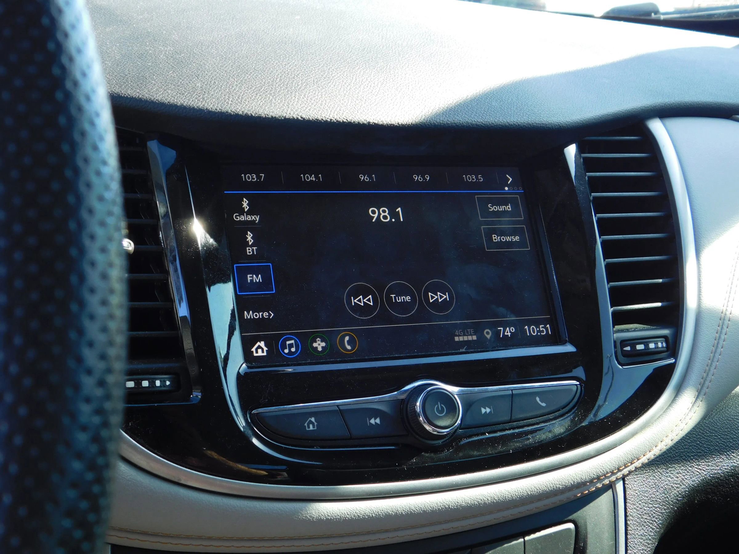 Used 2018 Chevrolet Trax LS image 14