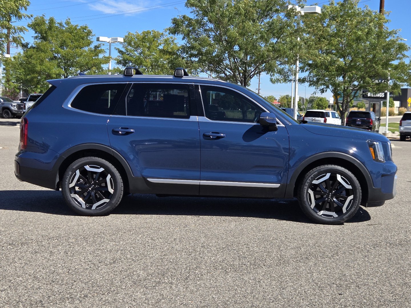 Used 2025 Kia Telluride S AWD/4WD image 46