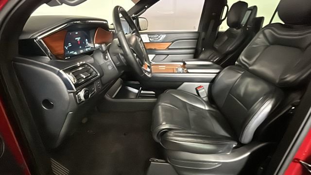 Used 2019 Lincoln Navigator L Reserve AWD/4WD image 12