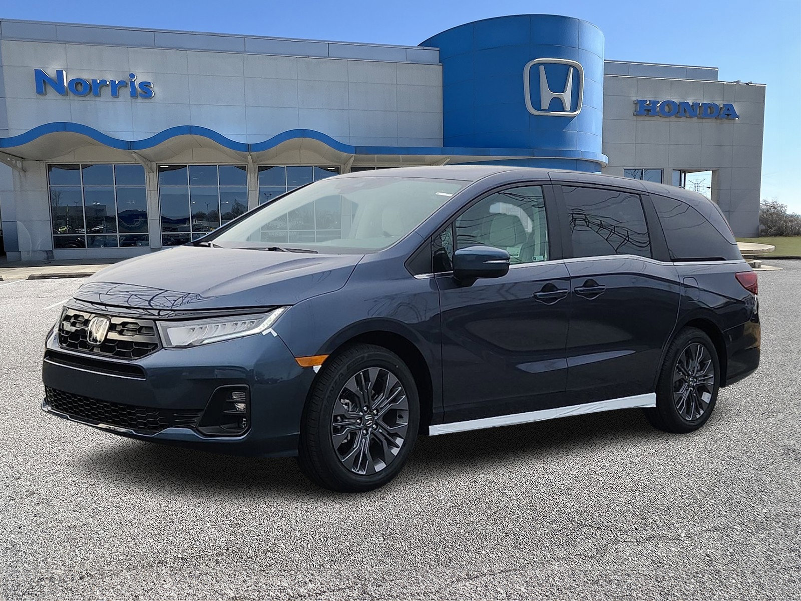 New 2026 Honda Odyssey Touring image 2