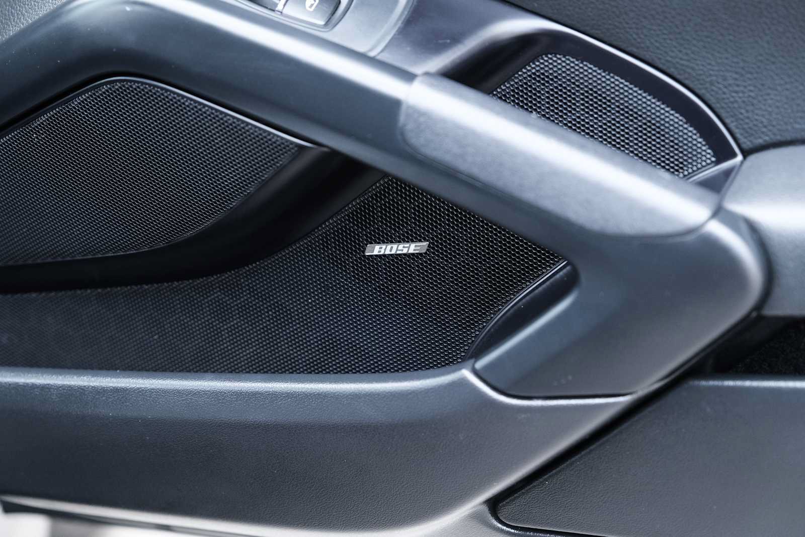 Used 2019 Porsche 718 Cayman RWD image 32