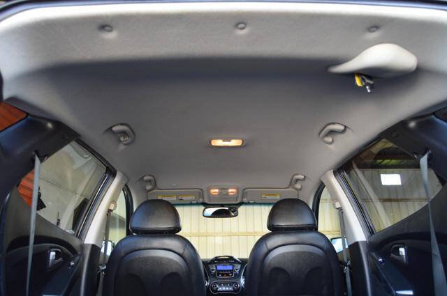 Used 2012 Hyundai Tucson GLS AWD/4WD image 38