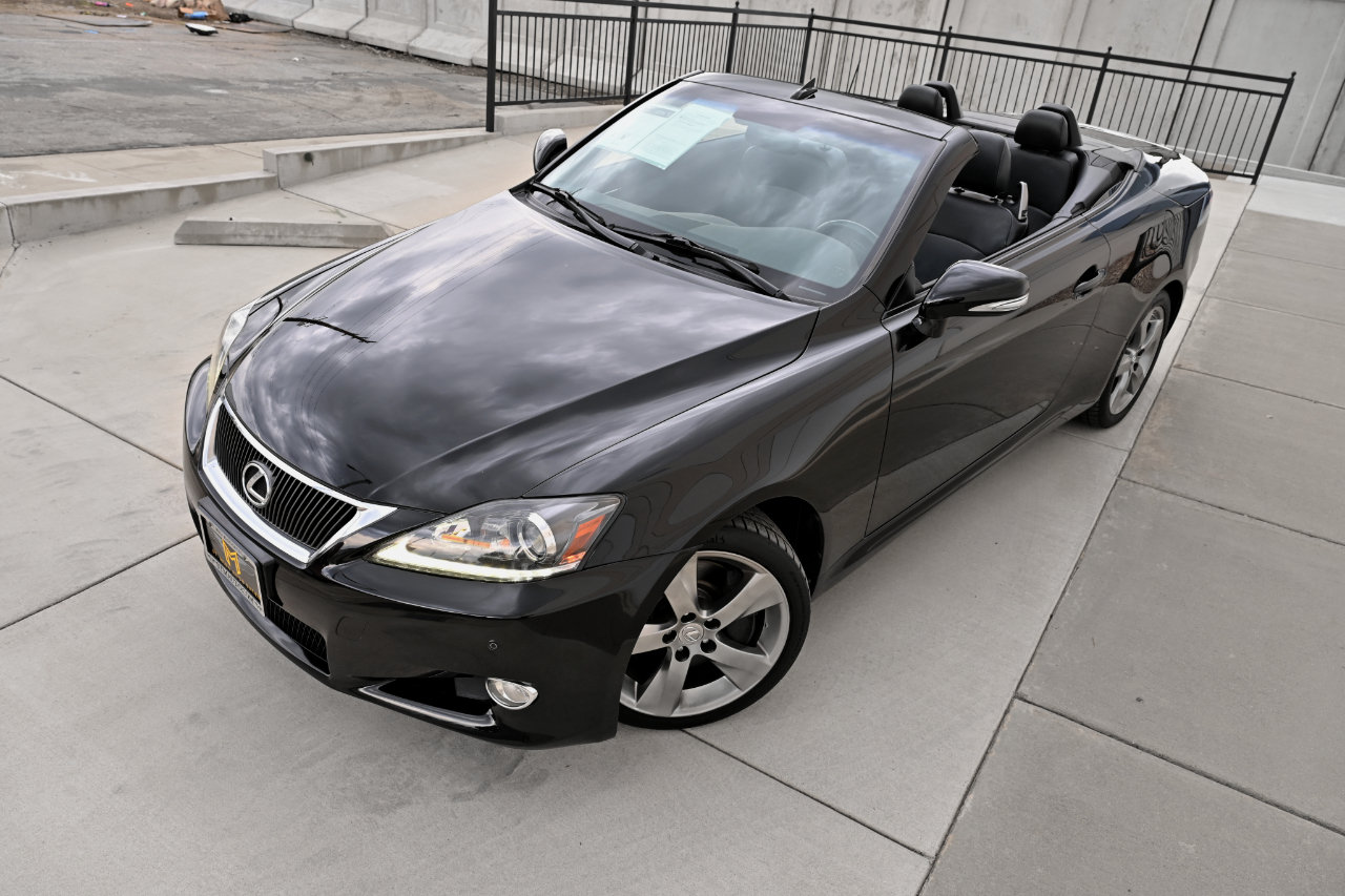 Used 2012 Lexus IS 350C w/ Luxury Pkg RWD image 38