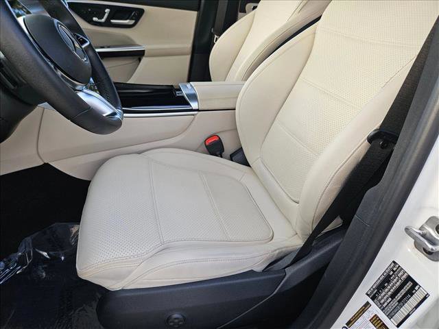 Used 2025 Mercedes-Benz GLC 300 image 15