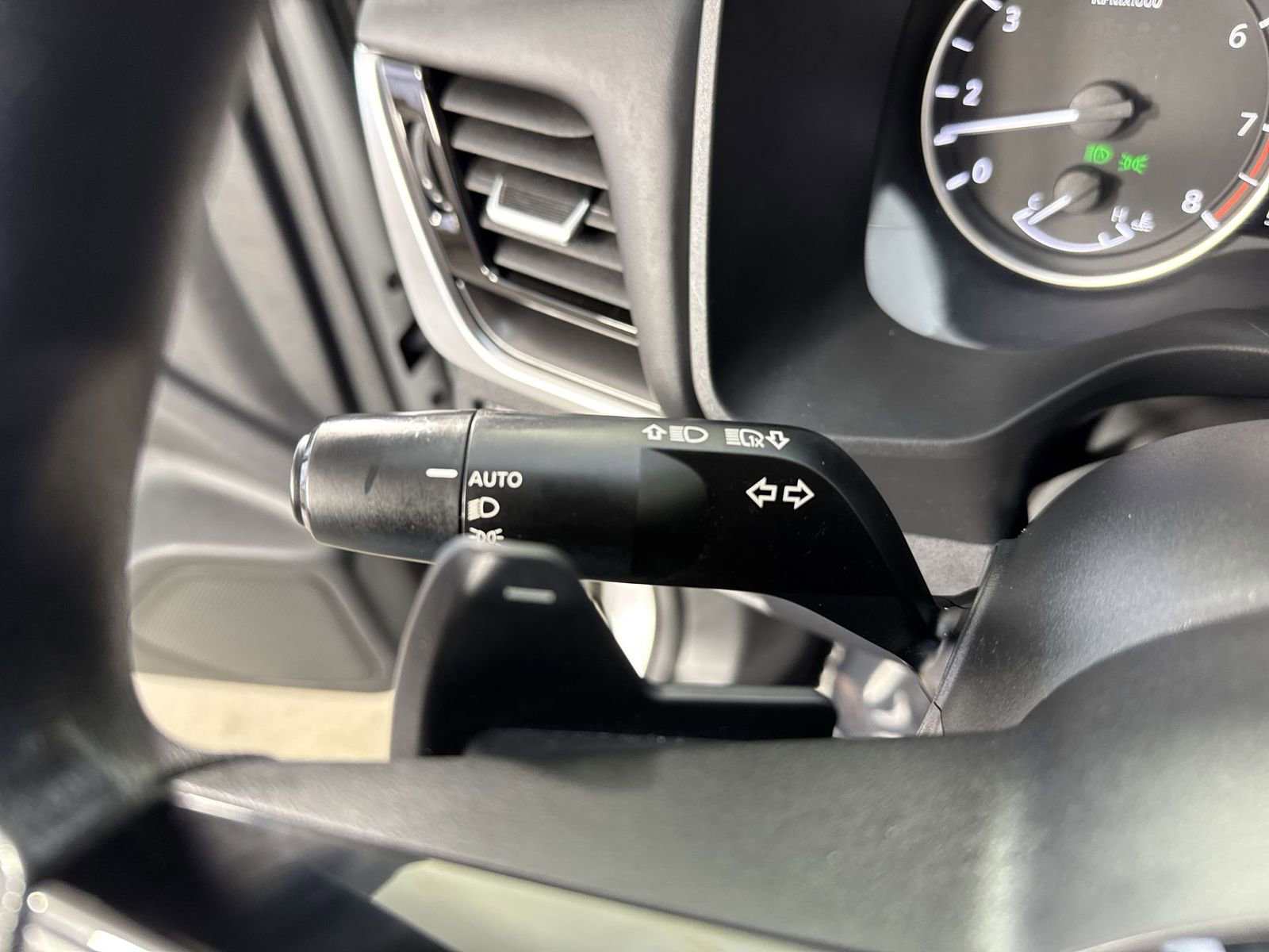 Certified 2022 Nissan Rogue SV AWD/4WD image 16