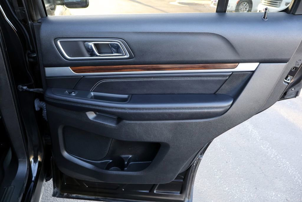 Certified 2017 Ford Explorer Limited AWD/4WD image 22