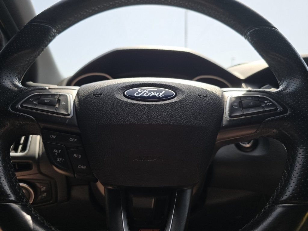 Used 2017 Ford Focus ST FWD image 25