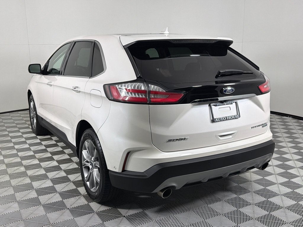 Used 2019 Ford Edge Titanium w/ Equipment Group 301A AWD/4WD image 7