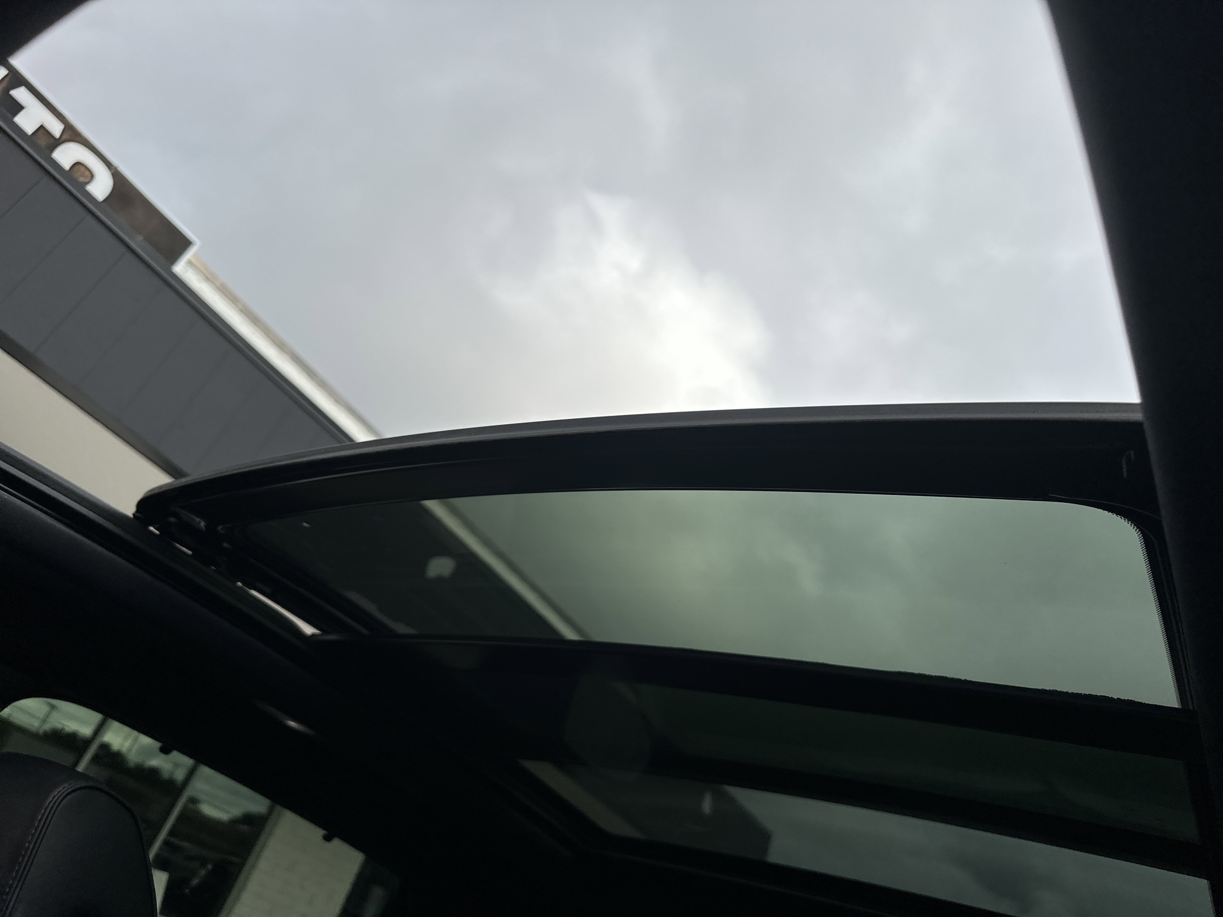 Used 2025 Acura MDX A-Spec image 11