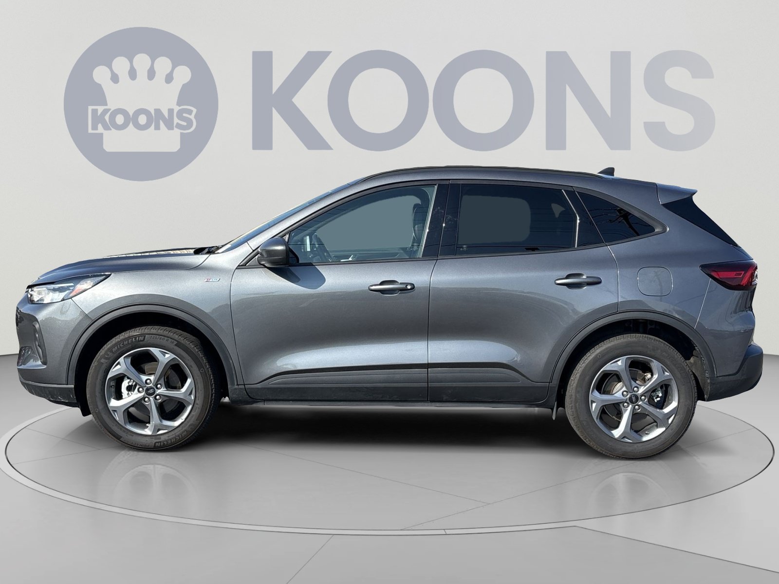 Used 2025 Ford Escape ST-Line Select AWD/4WD image 2