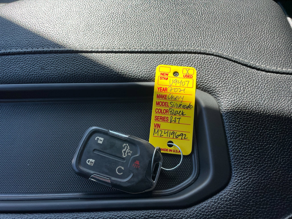 Used 2021 Chevrolet Silverado 1500 RST w/ Z71 Off-Road Package image 29