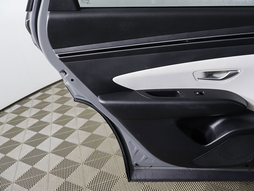 Used 2024 Hyundai Tucson SE image 21