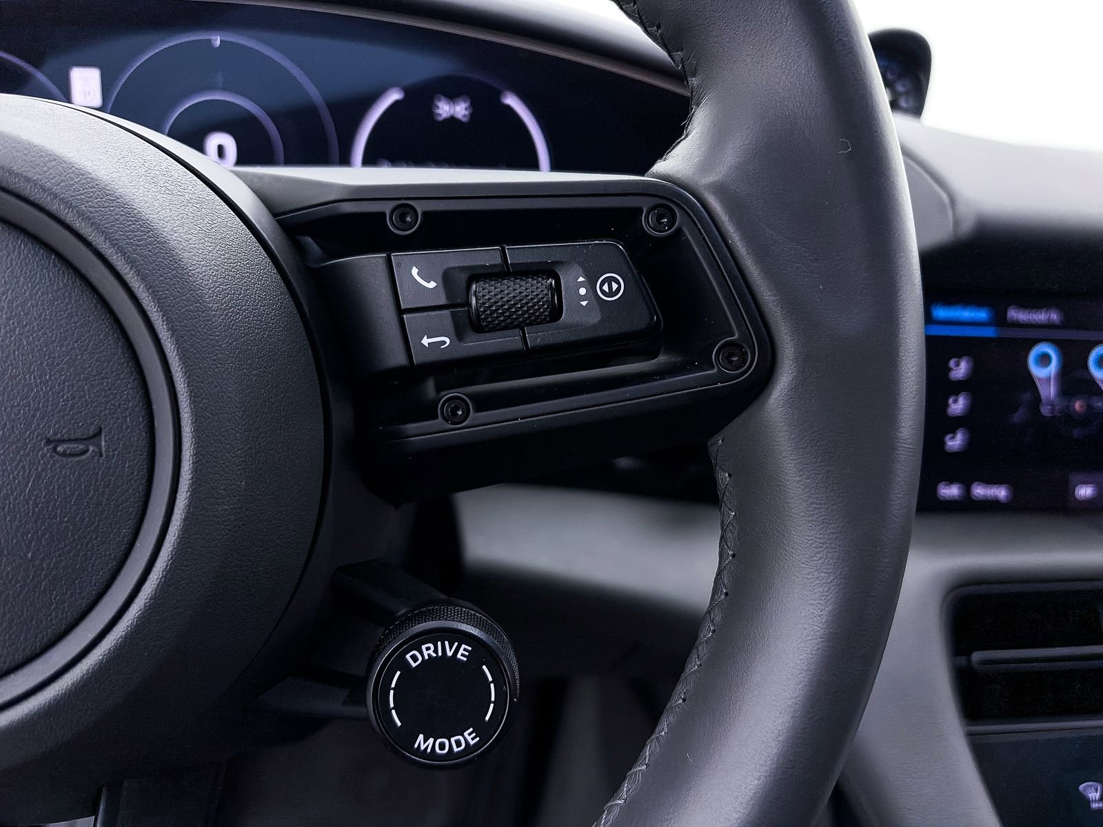 Used 2023 Porsche Taycan w/ Premium Package image 57